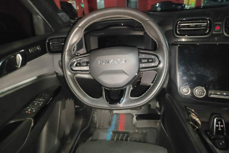 Used Lynk & Co 03 2022 1.5TD DCT JingPro Steering Wheel
