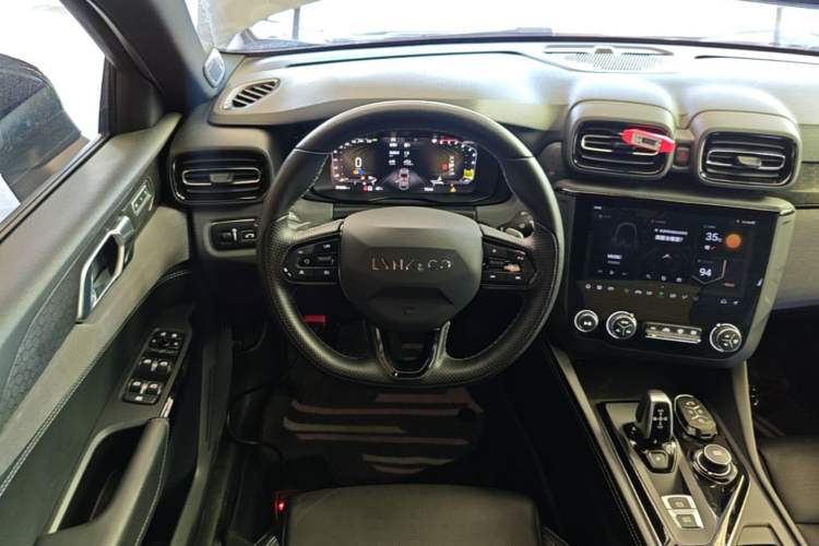 Used Lynk & Co 03 2022 1.5TD DCT JingPro Steering Wheel