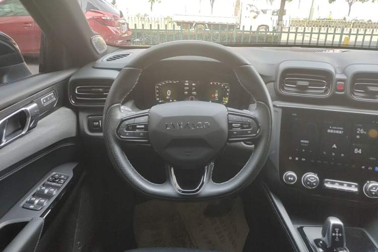 Used Lynk & Co 03 2022 1.5TD DCT JingPro Steering Wheel