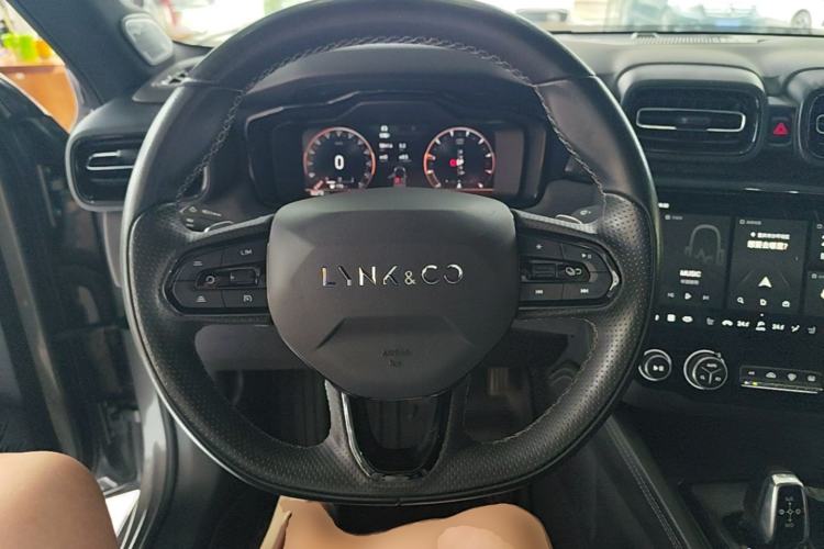 Used Lynk & Co 03 2022 2.0TD DCT JingPro Steering Wheel