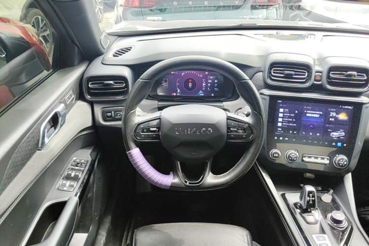 Used Lynk & Co 03 2022 1.5TD DCT JingPro Steering Wheel