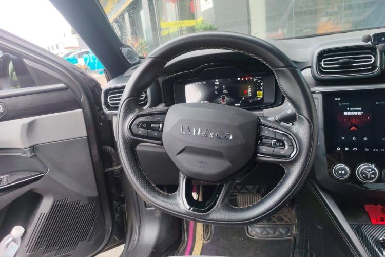 Used Lynk & Co 03 2022 1.5TD DCT JingPro Steering Wheel