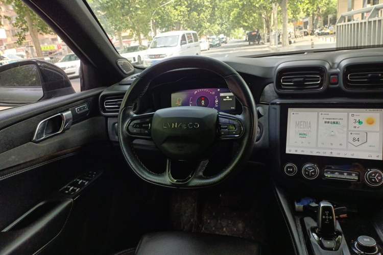 Used Lynk & Co 03 2022 1.5TD DCT JingPro Steering Wheel
