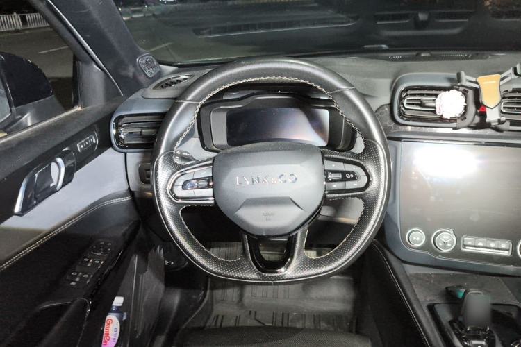 Used Lynk & Co 03 2022 2.0TD DCT JingPro Steering Wheel