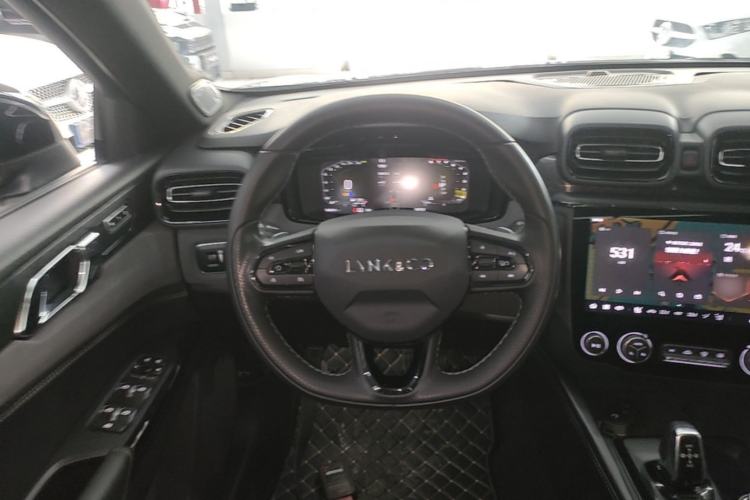 Used Lynk & Co 03 2022 2.0TD DCT JingPro Steering Wheel
