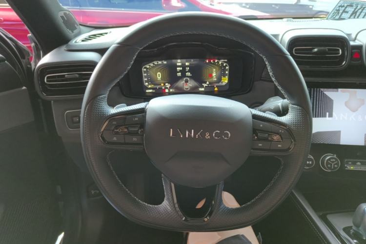 Used Lynk & Co 03 2022 2.0TD DCT GenioPlus Steering Wheel