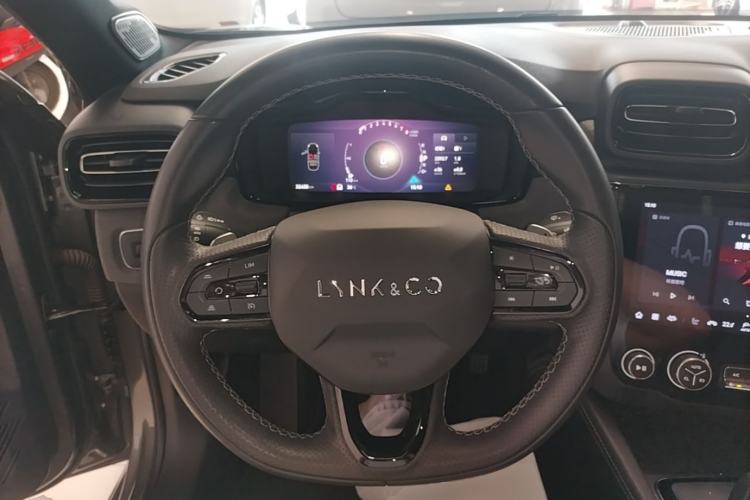 Used Lynk & Co 03 2022 1.5TD DCT JingPro Steering Wheel