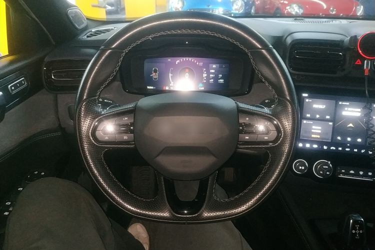 Used Lynk & Co 03 2022 2.0TD DCT JingPro Steering Wheel