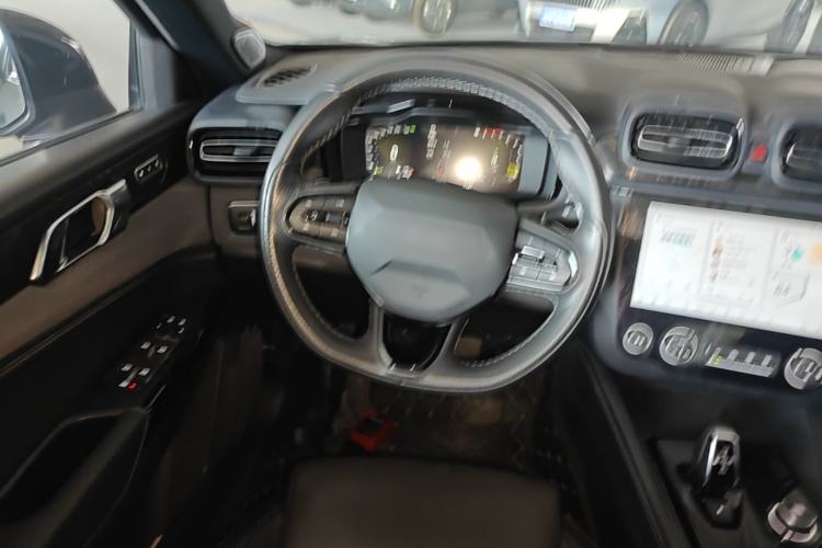 Used Lynk & Co 03 2022 1.5TD DCT JingPro Steering Wheel