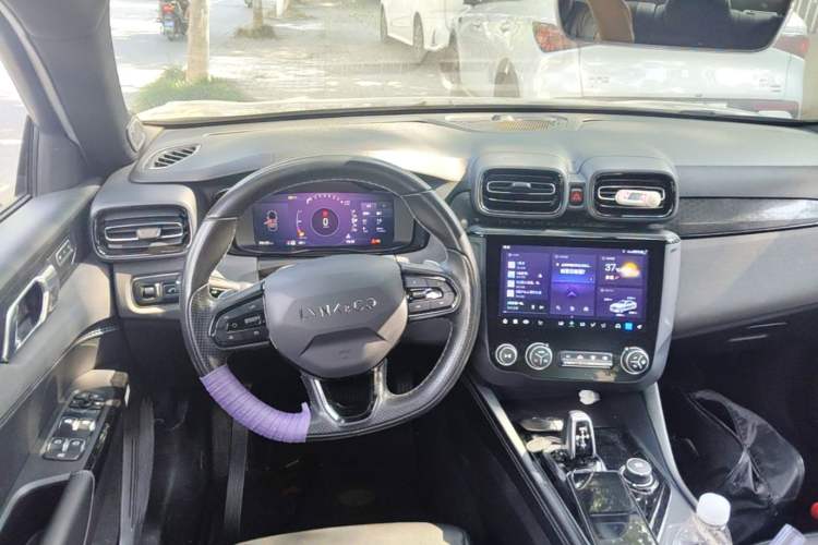 Used Lynk & Co 03 2022 1.5TD DCT JingPro Steering Wheel