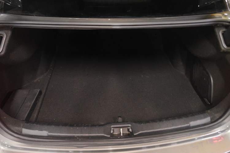 Used Lynk & Co 03 2022 2.0TD DCT JingPro Trunk