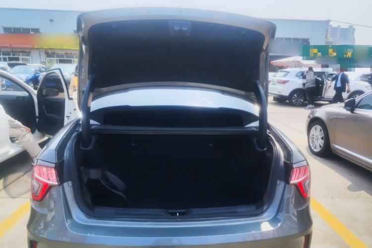 Used Lynk & Co 03 2022 2.0TD DCT JingPro Trunk
