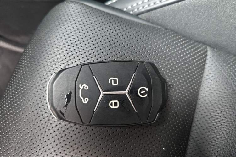 Used Lynk & Co 03 2022 2.0TD DCT JingPro Vehicle Key