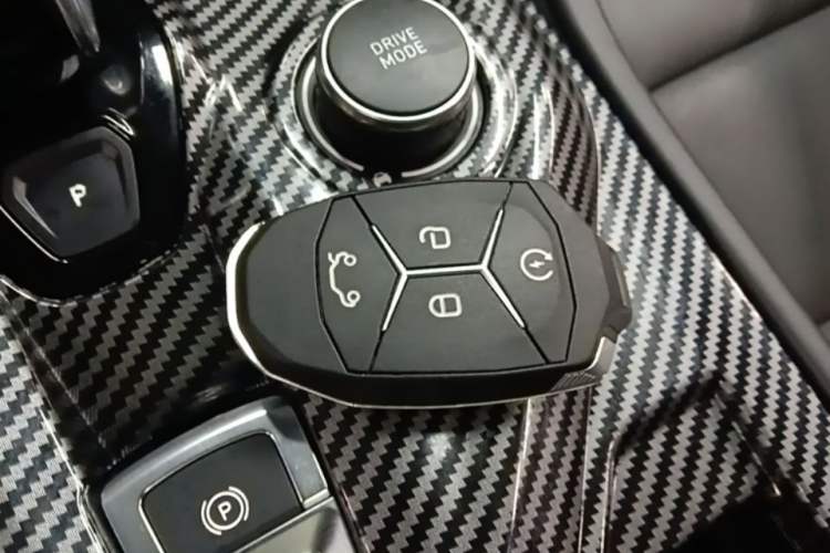 Used Lynk & Co 03 2022 2.0TD DCT JingPro Vehicle Key