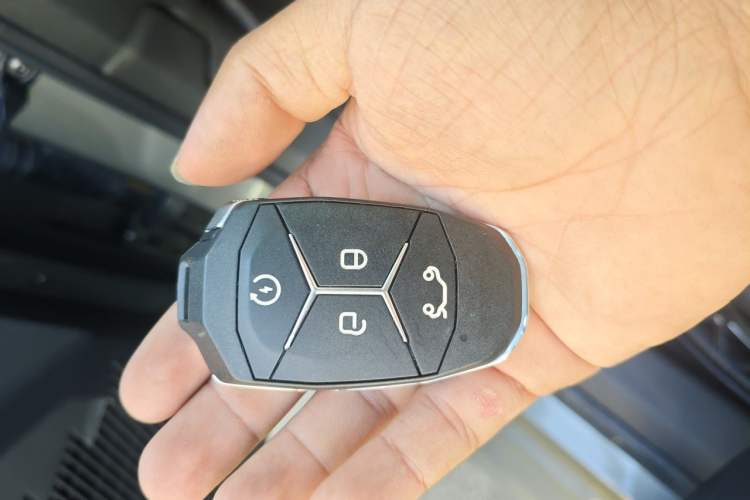 Used Lynk & Co 03 2022 2.0TD DCT GenioPlus Vehicle Key