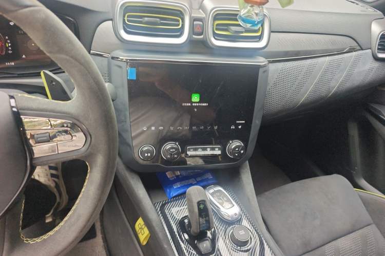 Used Lynk & Co 03 2022 03+ 2.0TD Automatic Wind-Chasing Edition Audio And AC Panel