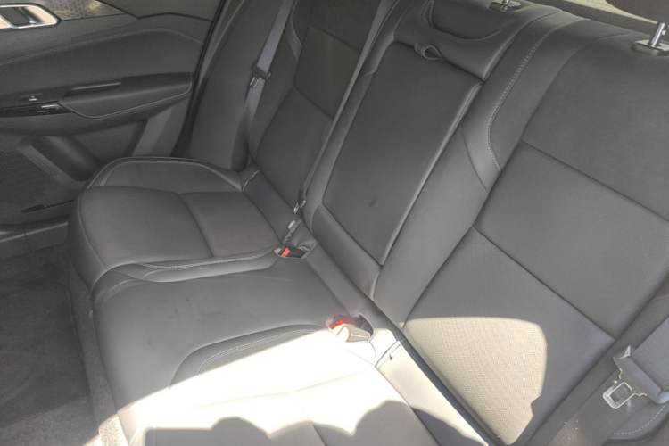 Used Lynk & Co 03 2022 2.0TD DCT JingPro Left Rear Seat