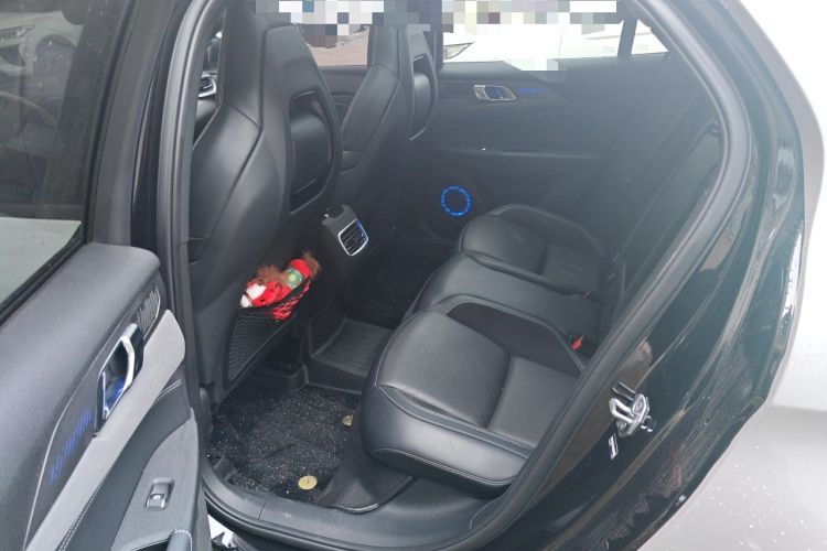 Used Lynk & Co 03 2022 2.0TD DCT JingPro Left Rear Seat