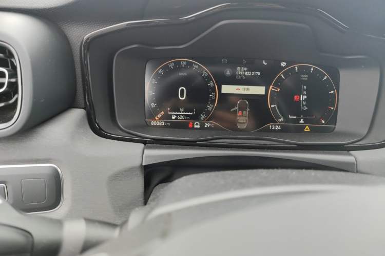 Used Lynk & Co 03 2022 1.5TD DCT JingPro Odometer Close Up