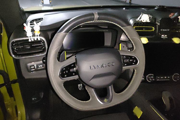 Used Lynk & Co 03 2022 03+ 2.0TD Automatic Performance Package Steering Wheel