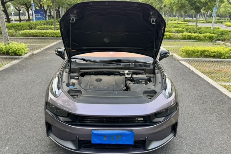 Used Lynk & Co 03 2022 2.0TD DCT JingPro Engine Bay