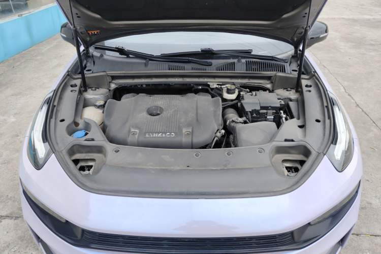 Used Lynk & Co 03 2022 2.0TD DCT JingPro Engine Bay