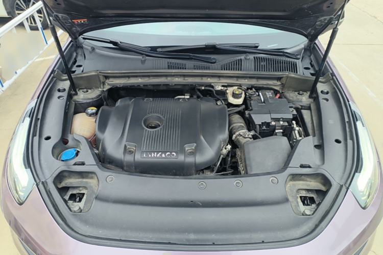 Used Lynk & Co 03 2022 2.0TD DCT JingPro Engine Bay