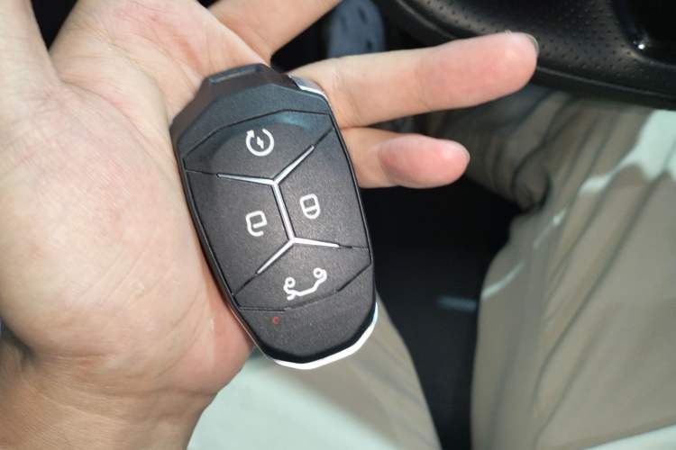 Used Lynk & Co 03 2022 2.0TD DCT JingPro Interior 1