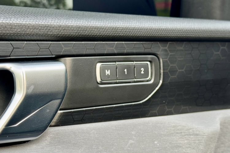 Used Lynk & Co 03 2022 2.0TD DCT JingPro Interior 5