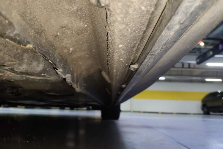 Used Lynk & Co 03 2022 2.0TD DCT JingPro Right Side Sill