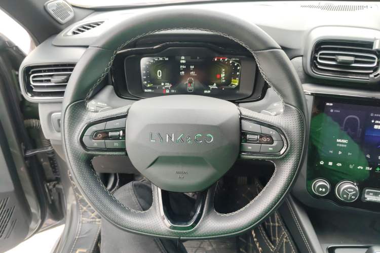 Used Lynk & Co 03 2022 2.0TD DCT JingPro Steering Wheel