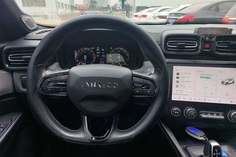 Used Lynk & Co 03 2022 2.0TD DCT JingPro Steering Wheel