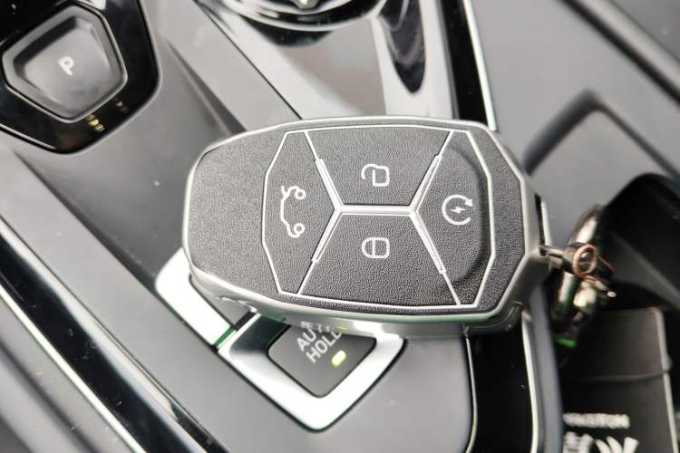 Used Lynk & Co 03 2022 2.0TD DCT JingPro Vehicle Key