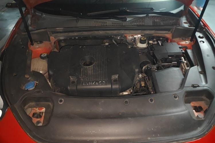 Used Lynk & Co 03 2022 2.0TD DCT JingPro Engine Bay