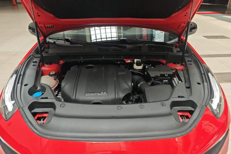 Used Lynk & Co 03 2022 1.5TD DCT JingPro Engine Bay