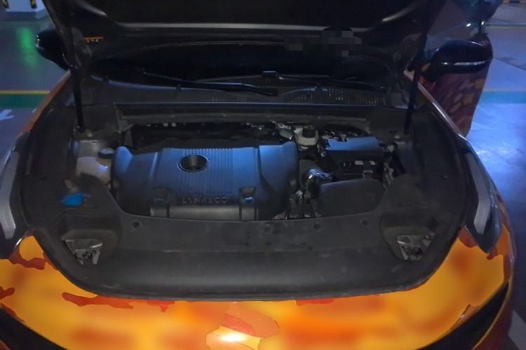 Used Lynk & Co 03 2022 2.0TD DCT JingPro Engine Bay