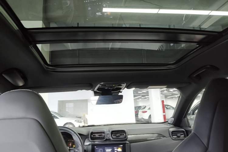 Used Lynk & Co 03 2022 1.5TD DCT JingPro Headliner