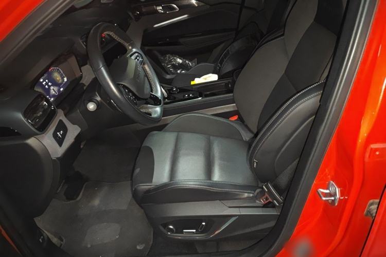 Used Lynk & Co 03 2022 2.0TD DCT JingPro Left Front Seat