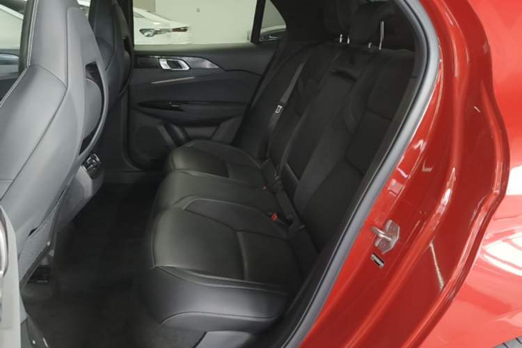 Used Lynk & Co 03 2022 1.5TD DCT JingPro Left Rear Seat