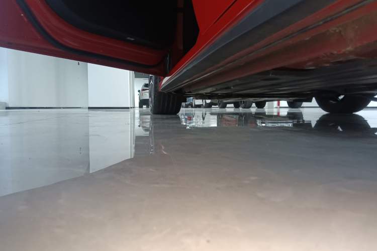 Used Lynk & Co 03 2022 1.5TD DCT JingPro Left Side Sill