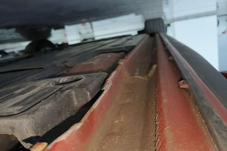 Used Lynk & Co 03 2022 1.5TD DCT JingPro Left Side Sill