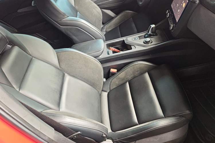 Used Lynk & Co 03 2022 1.5TD DCT JingPlus Right Front Seat
