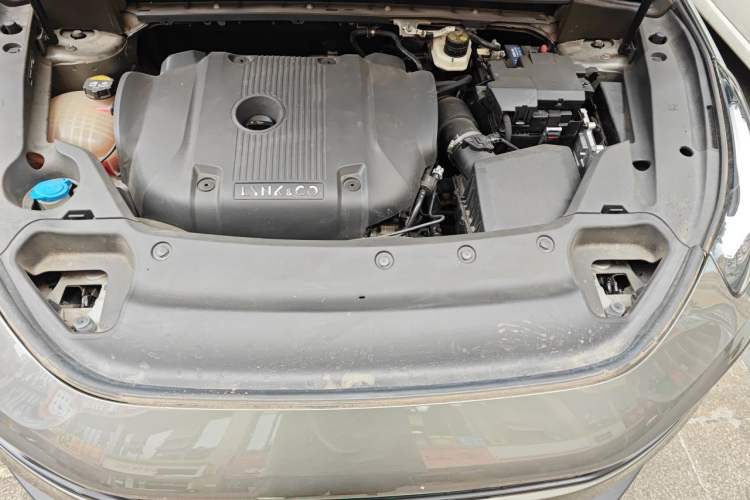 Used Lynk & Co 03 2022 2.0TD DCT JingPro Engine Bay