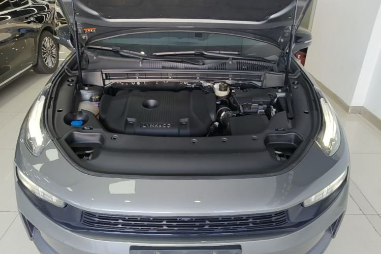 Used Lynk & Co 03 2022 2.0TD DCT JingPro Engine Bay