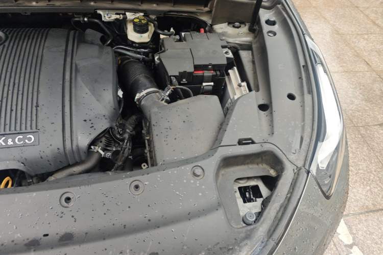 Used Lynk & Co 03 2022 1.5TD DCT JingPro Engine Bay Left