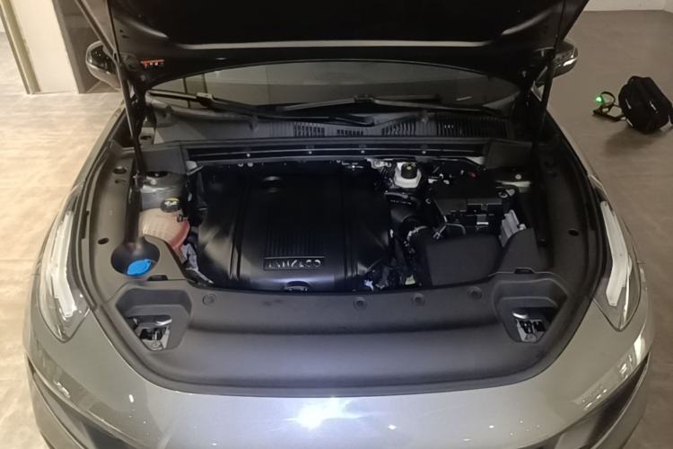 Used Lynk & Co 03 2022 1.5TD DCT JingPlus Engine Bay