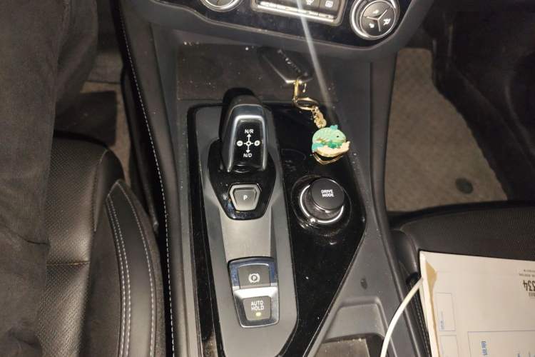 Used Lynk & Co 03 2022 1.5TD DCT JingPro Gear Lever