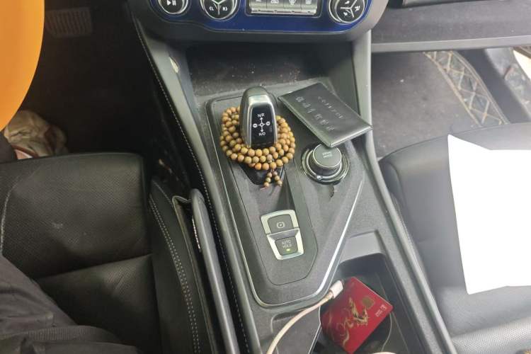 Used Lynk & Co 03 2022 1.5TD DCT JingPro Gear Lever