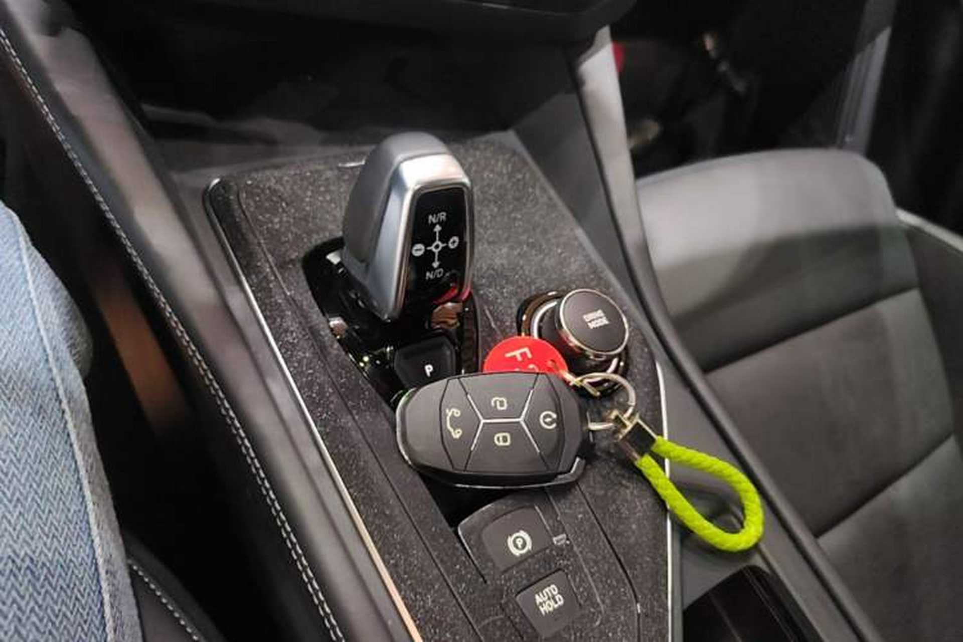 Used Lynk & Co 03 2022 1.5TD DCT JingPro Gear Lever