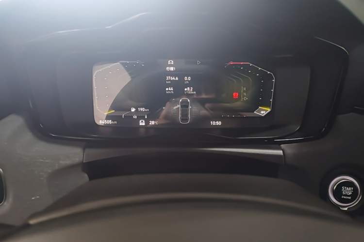 Used Lynk & Co 03 2022 2.0TD DCT JingPro Instrument Cluster